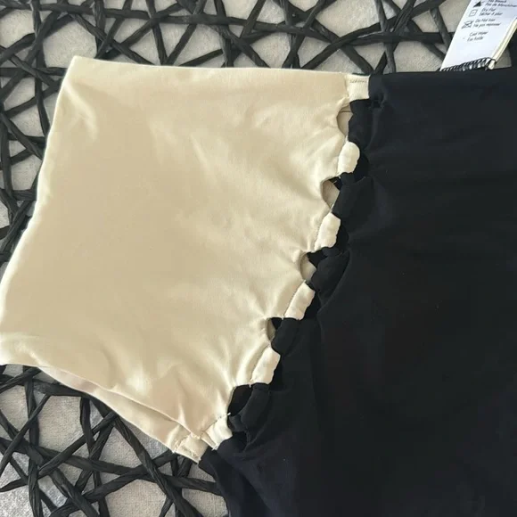 SOLD L*Space Solstice Bikini Set, Top Size Medium, Bottom Large, $248 - Picture 11 of 13